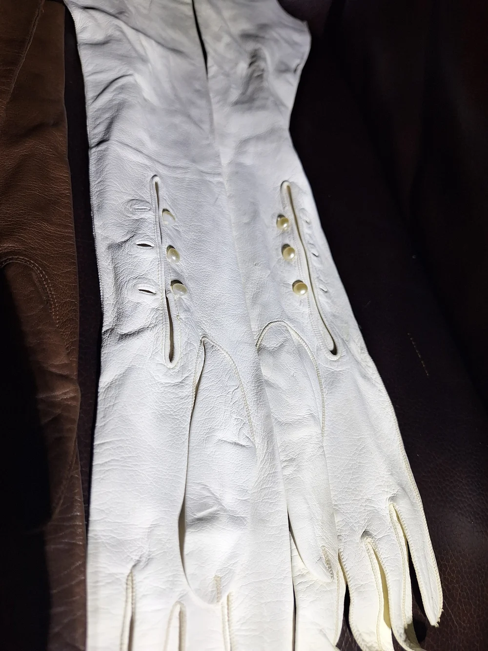 Vintage Set Of 3 Small Pairs Of Women Leather Gloves.three Different Length.
